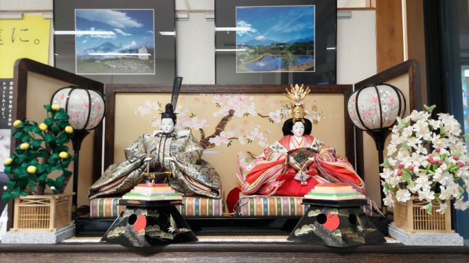 ひな飾り