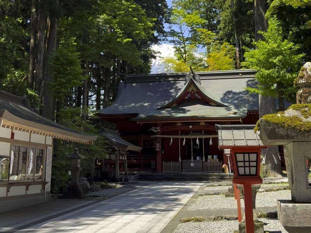 東口本宮富士浅間神社（本殿）